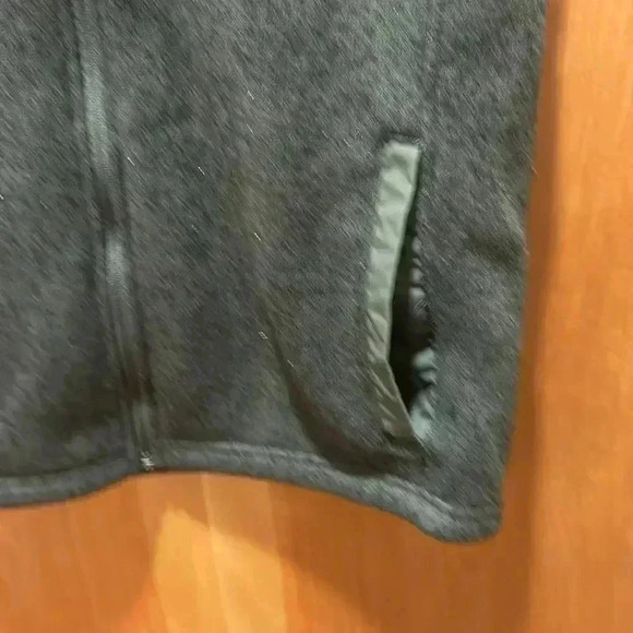 Men’s vest size medium - Picture 4 of 9